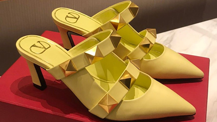 
				Valentino - Yellow, Size 41
				Shoes