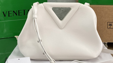 
				Bottega Veneta - Bag
				Bags